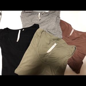 Aritzia babaton ‘the group’ Sami t shirt 4 pack